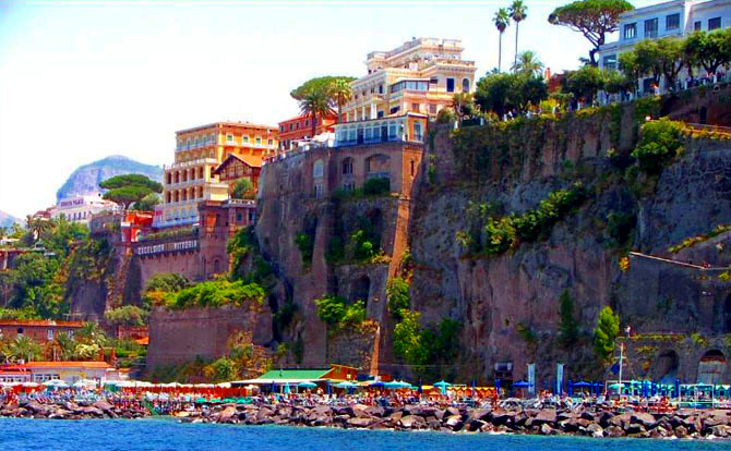 CRUCEROS SORRENTO COSTA DE AMALFI CRUCEROS ITALIA CRUCEROS AMALFI COAST CRUISES SALERNO NAPOLI CROCIERE CREUERS COSTA AMALFITANA CRUCEROS CRUCEROS DE LUJO ITALIA CRUCEROS POR ITALIA